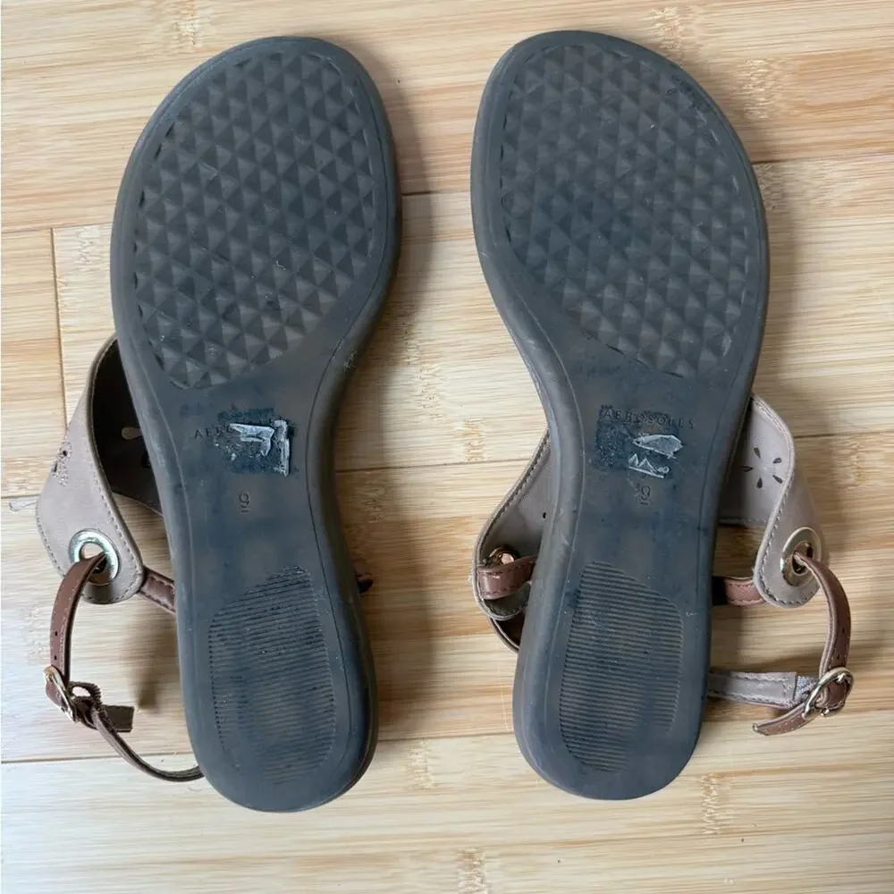 AEROSOLES WOMENS INESSE FLAT SANDALS FLORAL KHAKI FAUX NUBUCK SIZE 9